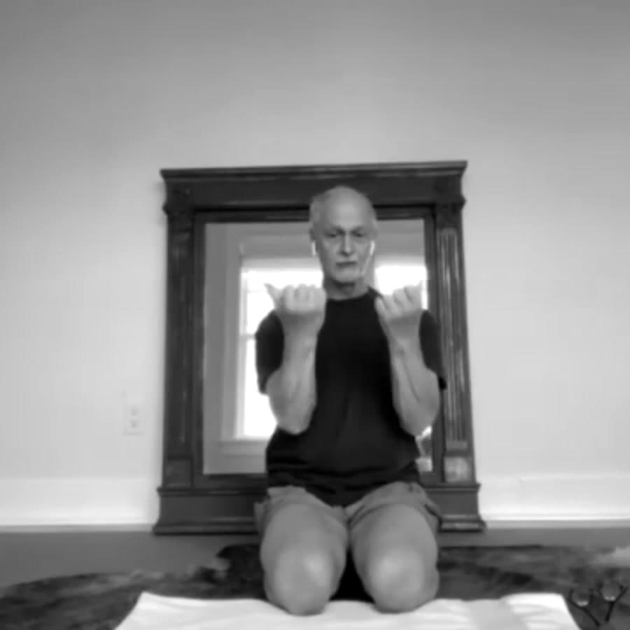 Allen Pittman organising the hands and forearms while kneeling